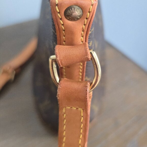Louis Vuitton Drouot Brown Monogram Crossbody/ Shoulderbag - Picture 9 of 16